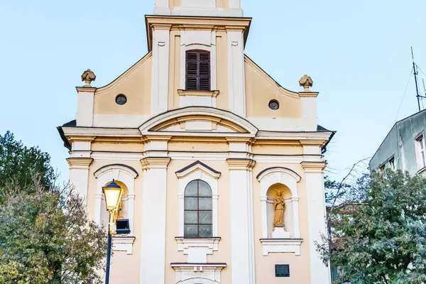 Kilise kulesi saati. Yüksek kalite fotoğraf