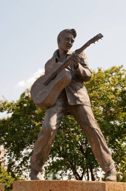 Rock efsanesi Elvis Presley 'in heykeli Memphis, Tennessee' de.