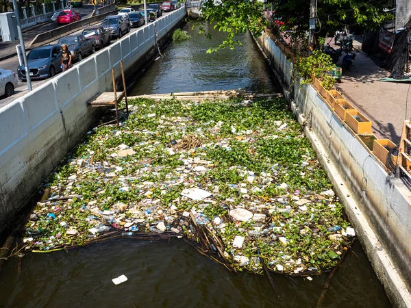 Residuos Que Contaminan Canal Conocido Como Khlongs Bangkok Tailandia — Foto de Stock