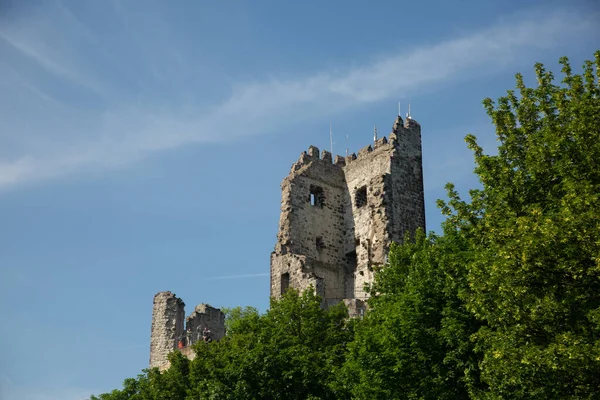 Konigswinter, Kuzey Ren-Vestfalya 'daki harabe şato Burg Drachenfels