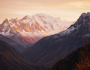 Mont Blanc Emosson barajından - Valais, İsviçre