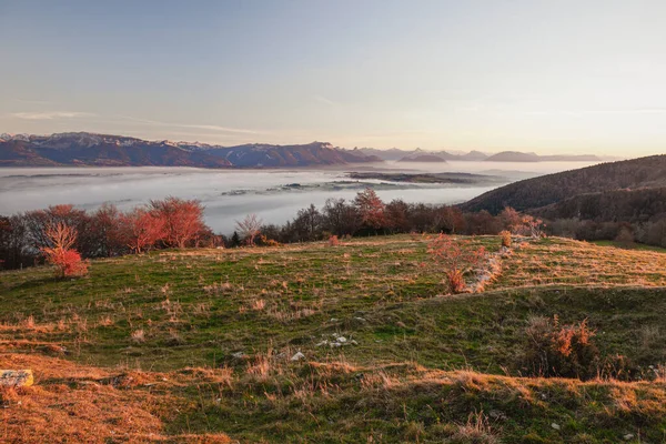 Mont Saleve, Haute-Savoie, Fransa 'dan Mont Blanc zirvesi
