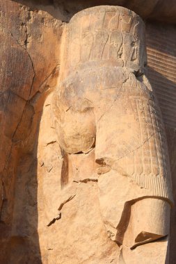 Memnon 'un ünlü Colossi' si. Firavun Amenhotep III 'ün devasa yıkılmış heykelleri. Lüksemburg yakınlarındaki seyahat ve turistik beldeler Batı Şeria, Teb, Lüksör, Kuzey Afrika