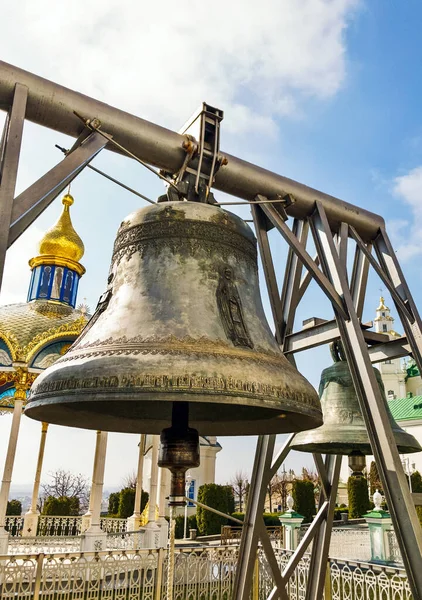 Dzwon Kościele Mieście Pochayiv Ukraina — Zdjęcie stockowe