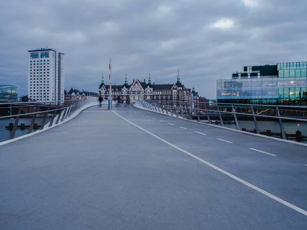 Lille Langebro Ciclo Ponte Pedonal Edifícios Beira Mar Copenhague Dinamarca — Fotografia de Stock