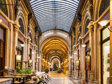 Ferstel Passage, Viyana, Avusturya 'da bir Paris alışveriş merkezi.
