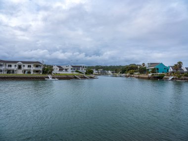 Doğu Cape Güney Afrika 'daki Kowie Nehri' ndeki Alfred Limanı.