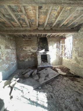 Terk edilmiş İtalyan kır evi manzarası. Yüksek kalite fotoğraf