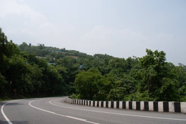 Ranchi, jharkhand, Hindistan 'daki Patratu Vadisi' ndeki güzel ghat yolları