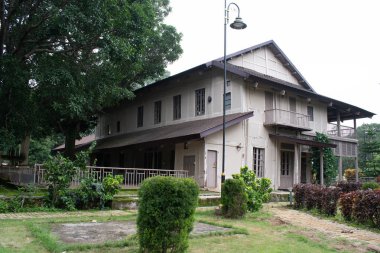 Dağ evi, Birjiatoli, netarhat, jharkhand, Hindistan - 15 Temmuz 2024: İngiliz sömürge döneminin tarihi dağ evi şimdi müze olarak sergilenmektedir