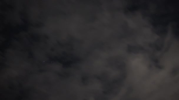 Ночное Звездное Небо Покрытое Облаками — стоковое видео