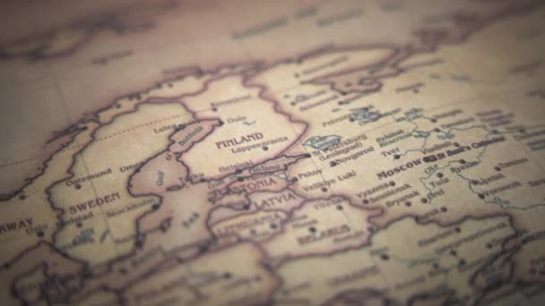 Finland Vintage Political World Map Slow Motion Tracking Arc Shot — Stock Video