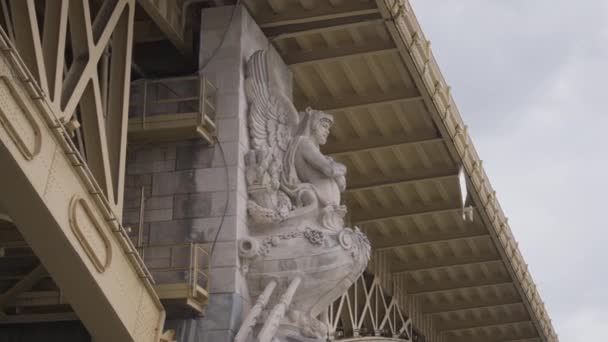 Estátua Pedra Ponte Margaret Budapeste Hungria — Vídeo de Stock