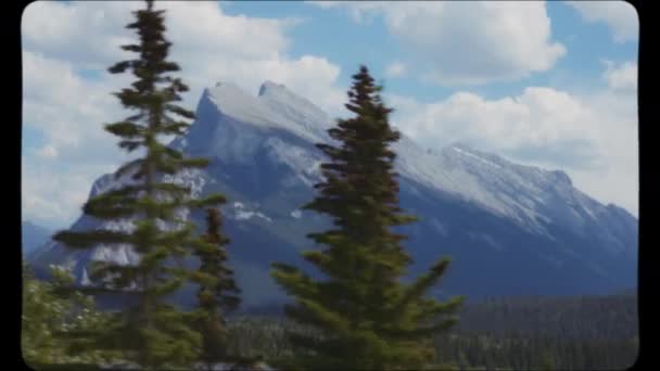 Krásný Vrchol Rundle Mountain Národním Parku Banff Kanadě Vintage Film — Stock video