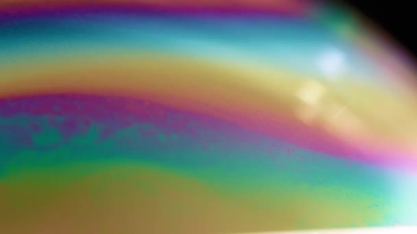Красочный Абстрактный Рисунок Поверхности Мыльного Пузыря Макросах Фон — стоковое видео