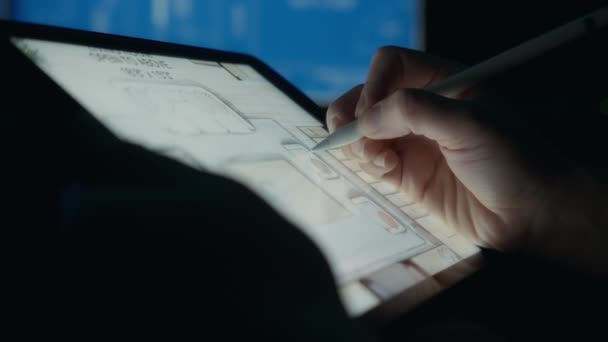Projektant Wnętrz Wykonujący Plan Piętra Pomocą Tabletu Długopisu Zamknij Się — Wideo stockowe