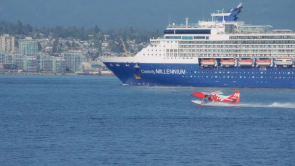 Vancouver Kanada Září 2023 Námořní Letadlo Výletní Loď Přístavu Vancouver — Stock video