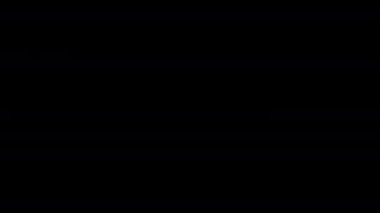 Lens parlamaları siyaha dönüşüyor. Yavaş çekim. 