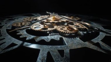 Ağır çekimde dönen metal vitesli klasik saat. Dolly vurdu..