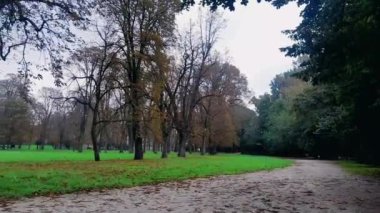 İtalya 'daki Parma Central Park. Parco Ducale doğası. Parma Şehri 'nde Güzel Parco Ducale. 