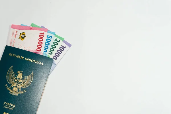 Паспорт Индонезии 10000 20000 50000 100000 Рупий Валютных Денег Белом — стоковое фото