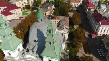Havadan görünümü Katedrali, göl, quay Ternopil Ukrayna