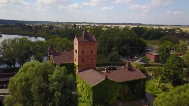 歴史的 文化的複合体の空中ビュー Radomishl城 ウクライナ — ストック動画