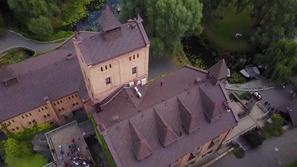歴史的 文化的複合体の空中ビュー Radomishl城 ウクライナ — ストック動画