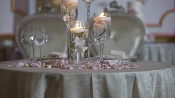 Όμορφη Διακόσμηση Γάμου Στο Εστιατόριο Ηπα — Αρχείο Βίντεο