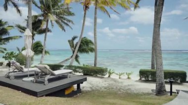 Okyanusun ortasındaki Cook Adası NSW, Avustralya.