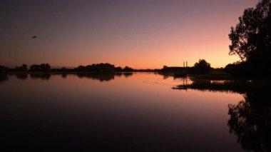 Sarı suda alacakaranlık, Kakadu Ulusal Parkı, Kuzey Toprakları, Avustralya