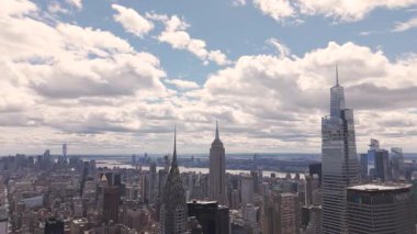 New York Citys Hudson Yards 'ın havadan görüntüsü. Manhattan şehir merkezi..