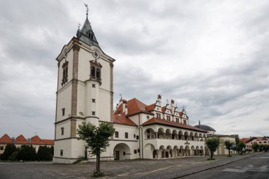 UNESCO 'nun ana meydanındaki eşsiz eski belediye binası doğu Slovakya' daki ortaçağ kasabası Levoca 'yı listeledi