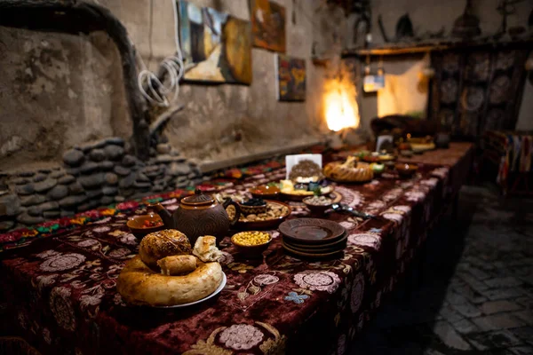 Comida Uzbeque Tradicional Mesa — Fotografia de Stock