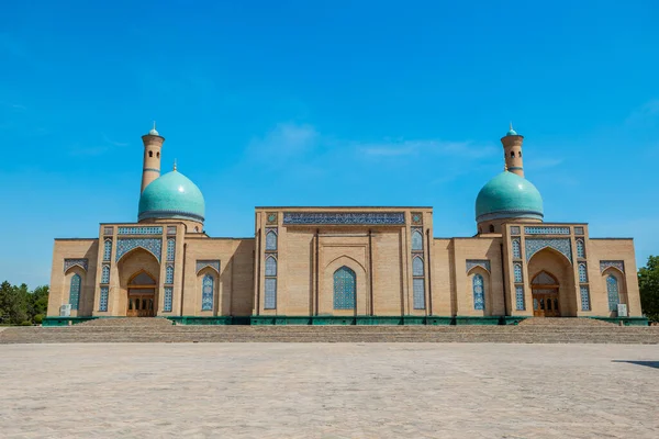 stock image View of Hazrati Imam Mosque and Muyi Muborak Madrasah (Moyie Mubarek Library Museum) in Tashkent, Uzbekistan. The Hazrati Imam architectural complex is a popular tourist attraction of Central Asia.