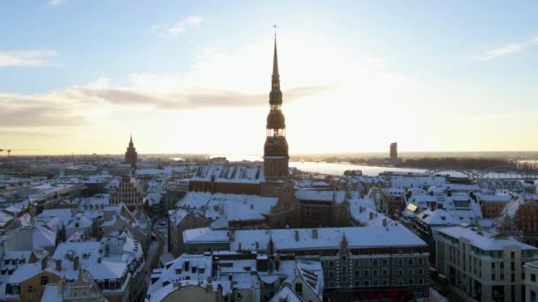 Vista Aérea Del Casco Antiguo Riga Capital Letonia Hermoso Invierno — Vídeo de stock