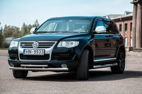 Şehir ortamında Volkswagen touareg R-line Bireysel 3.0tdi 2007