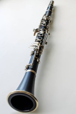 Fransız sistem klarneti arka planda yakın plan