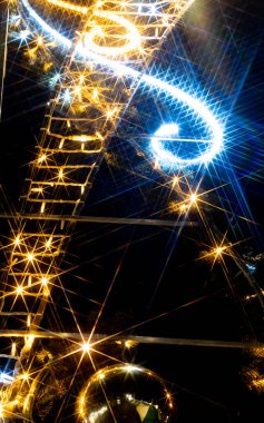 Yıldız patlaması efektli Noel ışıkları