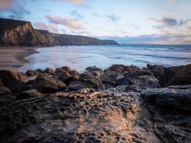 Porthtowan gün batımı Cornwall İngiltere 