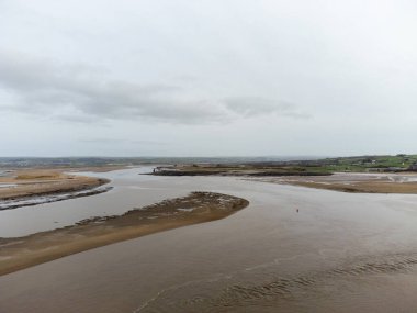 Appledore ve Batıya doğru uzanan nehir kıyısı Devon İngiltere 'yi hava aracından ayırıyor. 