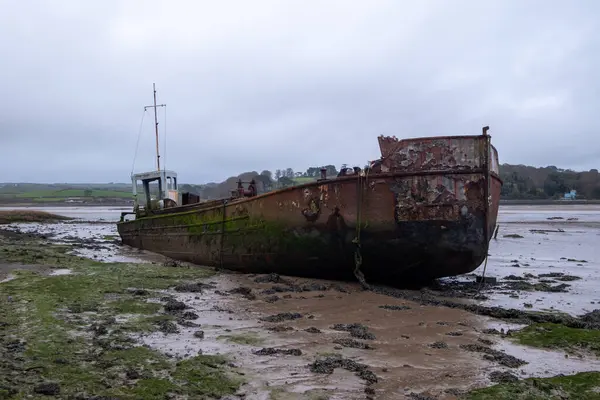 stock image abandoned boats at appledore devon england uk 