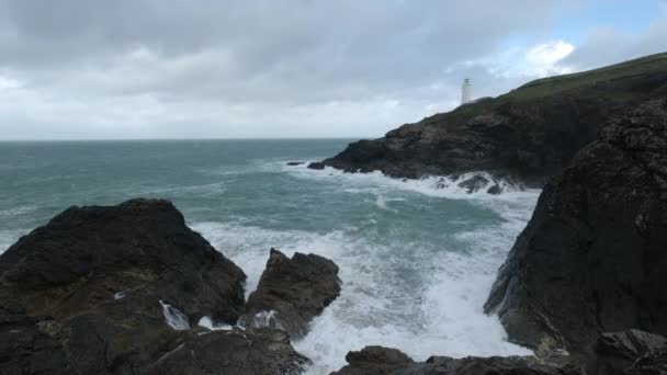 Trevose Hlava Maják Cornwall Anglie Velké Vlny — Stock video