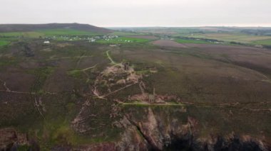 Havadaki Wheal Coates Cornwall Birleşik İnsansız Hava Aracı 