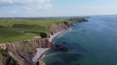 Sandymouth hangarı, hava aracı Cornwall İngiltere 'den. 