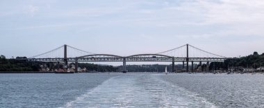 Tamar Devon ve Cornwall üzerindeki köprü 