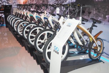 EICMA 'da ortaya çıkan motosiklet ve aksesuarlar, uluslararası motosiklet sergisi, Lombardy, İtalya