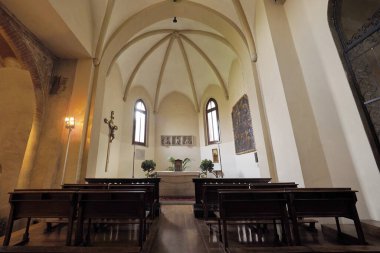 Milano, Lombardiya, İtalya 'daki San Lorenzo iç basiliği