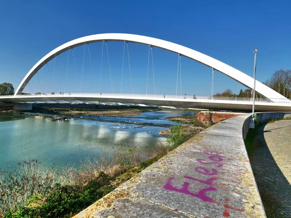 stock image  Alessandria modern Maier bridge to the medieval citadel. Piedmaont, Italy