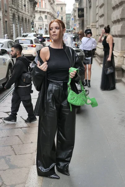 Moda Blogger Ludovica Bizzaglia Street Style Outfit Calcaterra Fashion Show — Foto de Stock